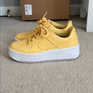 Air Force 1 sneakers
